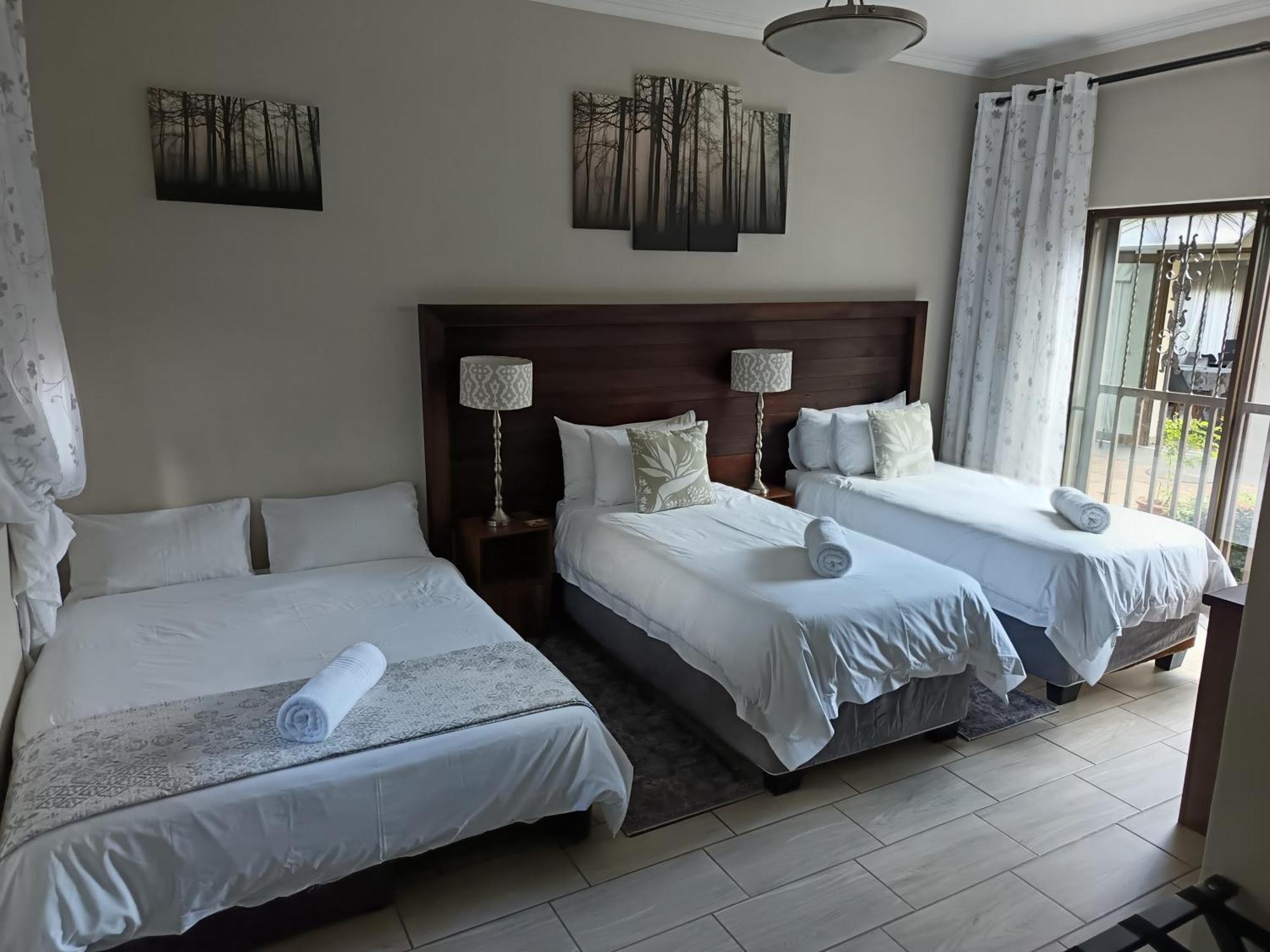 Three Olives Guesthouse Центурион Экстерьер фото